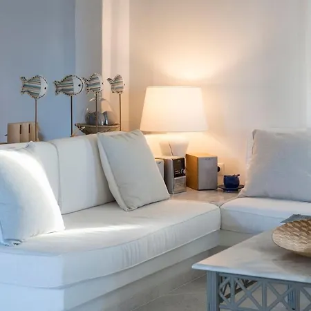 Platinum Ocyrhoe Iii 4 Bedrooms Private Pool Fantastic Sea Views Parikia Villa Parikia (Paros)